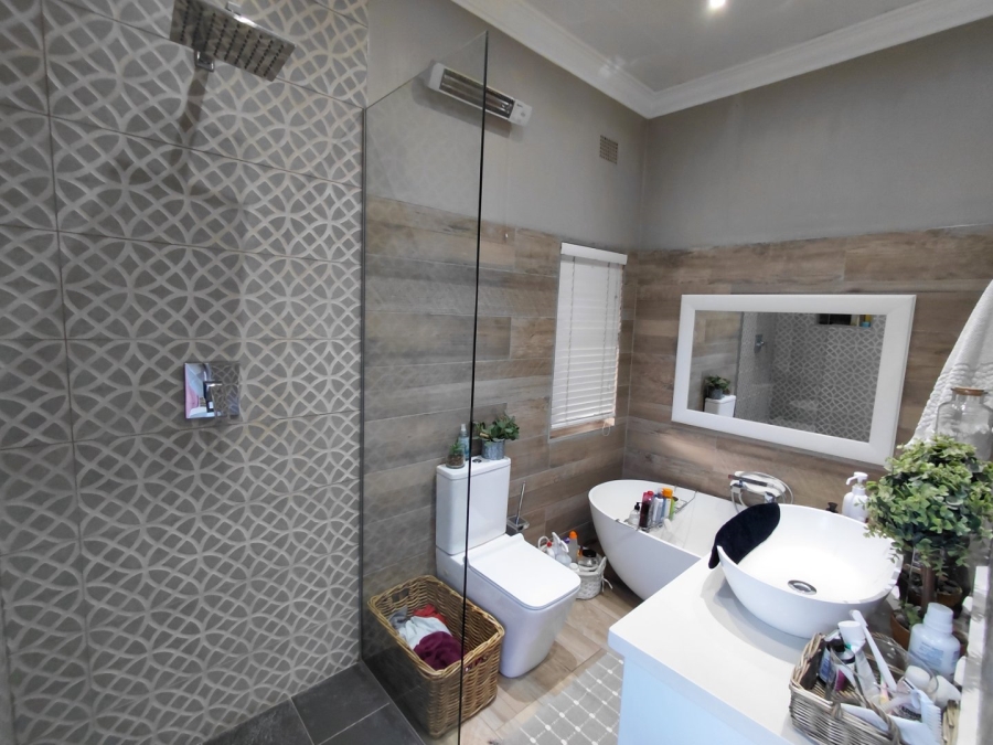 3 Bedroom Property for Sale in Wilgenhof Free State